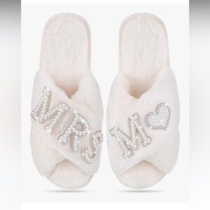 New Bridal Faux Fur Slippers with Rhinestone Letters